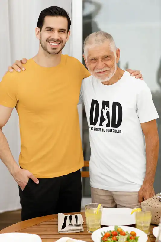 "Dad & Me" Off White T-Shirt | Heartwarming Gift for Fathers from Kids & Adults