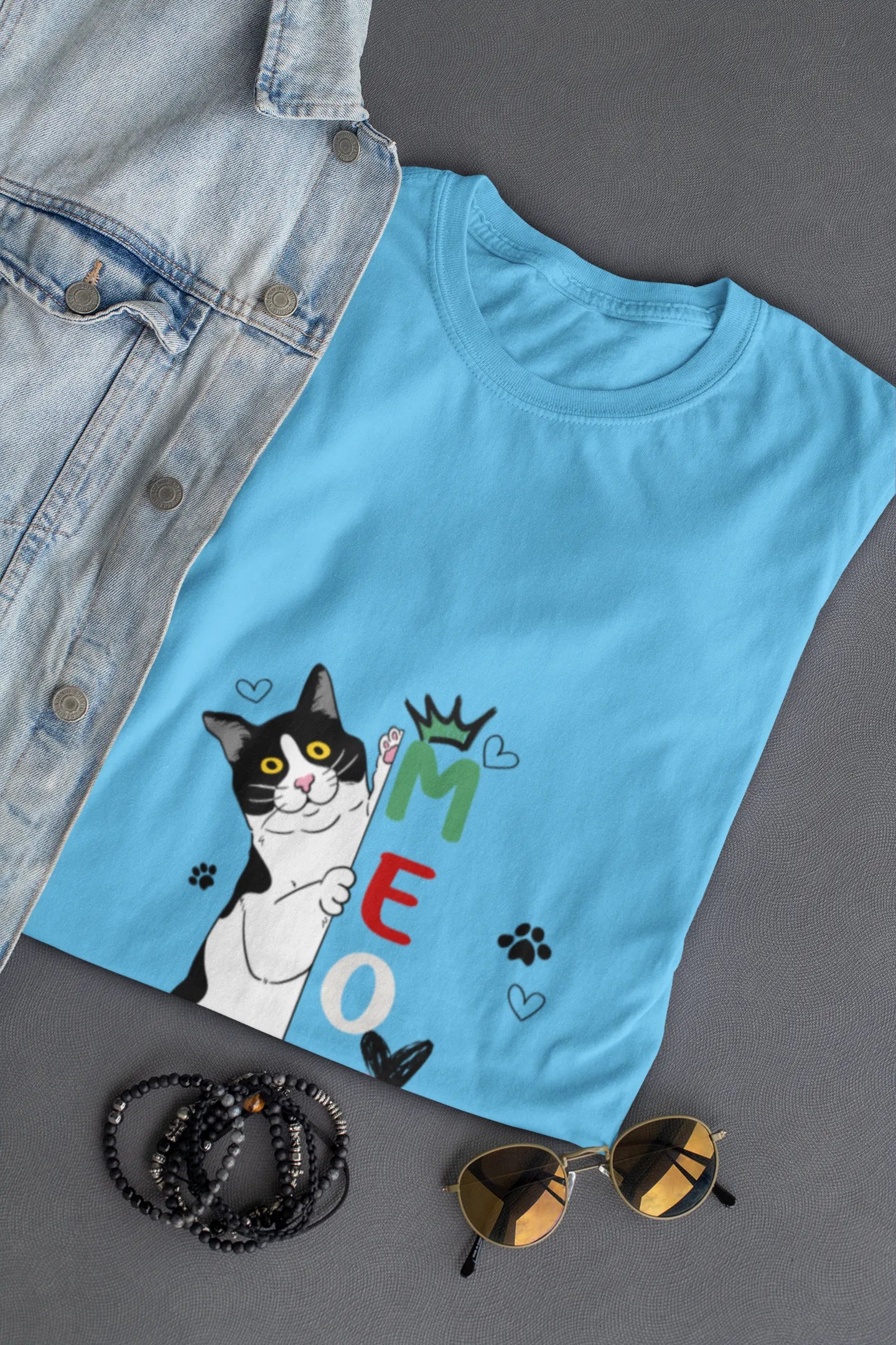 "Cute Cartoon Cat MEOW T-Shirt – Funny Kitty Graphic Tee for Cat Lovers" | Women’s T-shirt for Animal Lovers