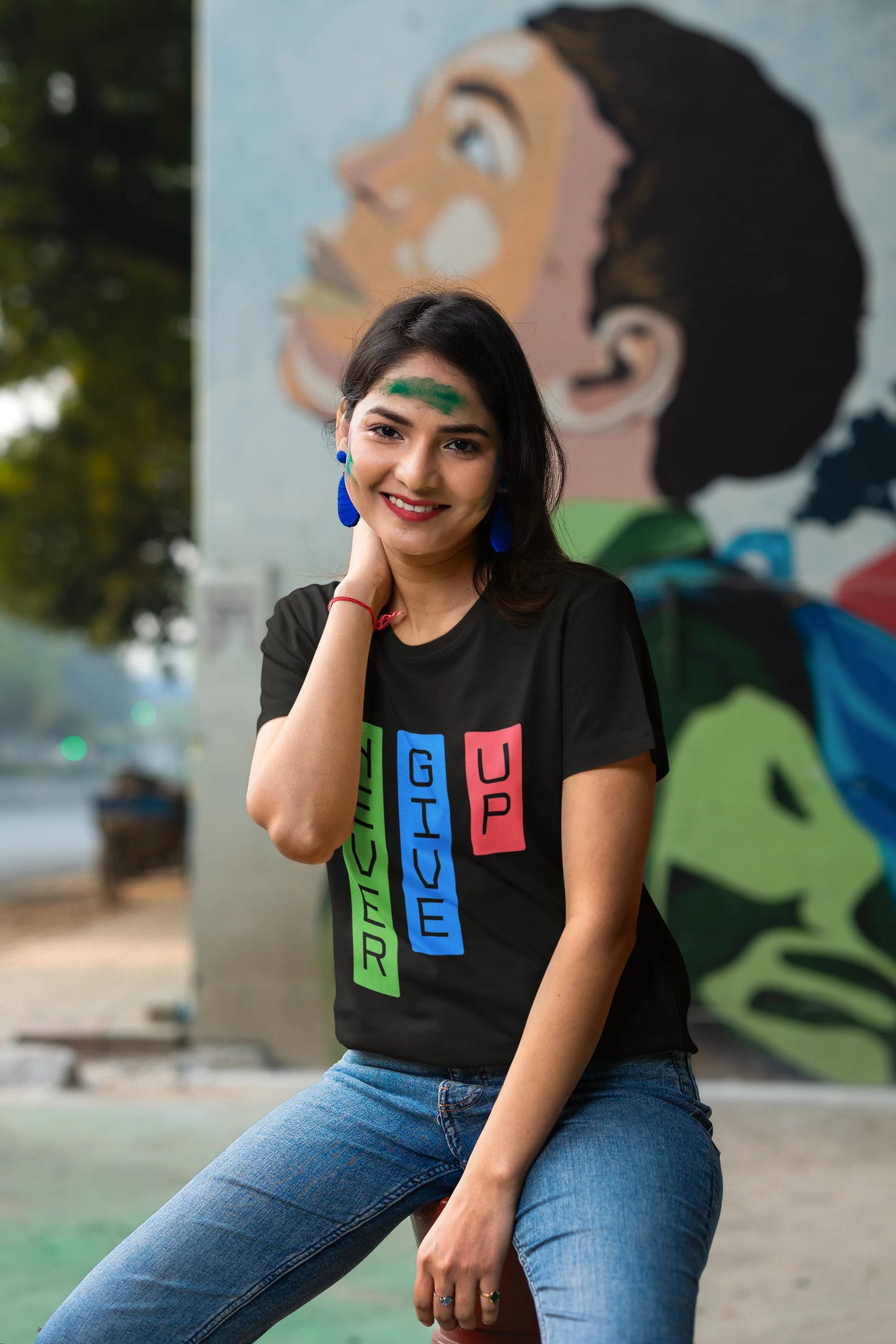 "Never Give Up" | Women’s Motivational T-shirt