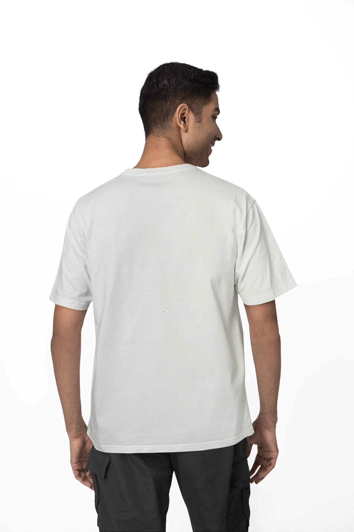 "XL" - Men’s Relaxed Fit Solid T-shirt