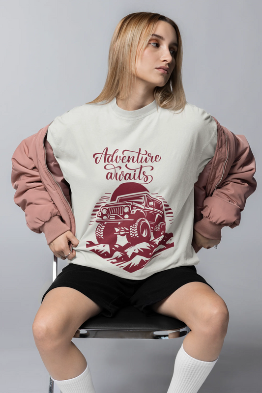 "Adventure Awaits" | Women 's T-Shirt for Travellers