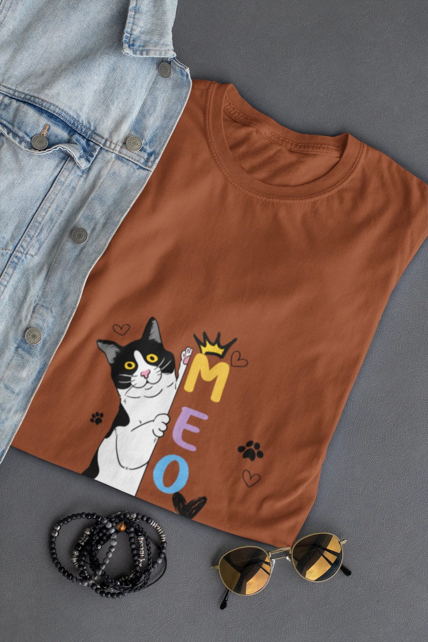 "Cute Cartoon Cat MEOW T-Shirt – Funny Kitty Graphic Tee for Cat Lovers" | Women’s T-shirt for Animal Lovers