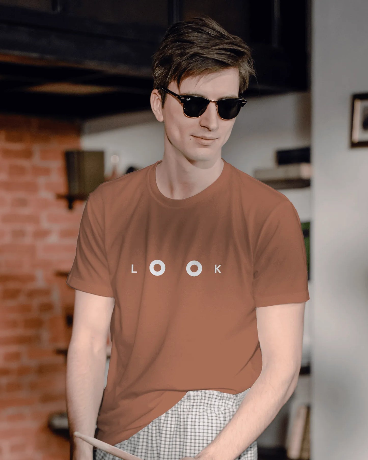 "Look" | Men’s Motivational T-shirt