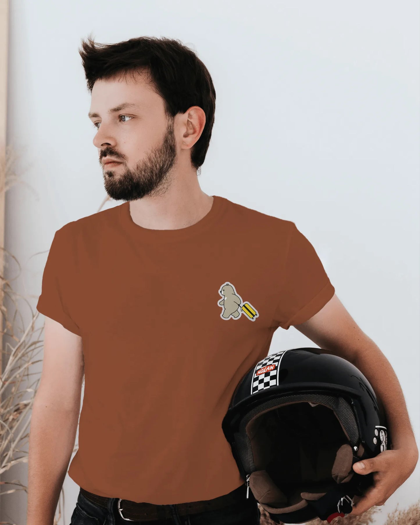 "Wander Bear – Playful Travel Bear T-Shirt for Those Who Love Adventures" | Men’s T-shirt for Animal Lovers