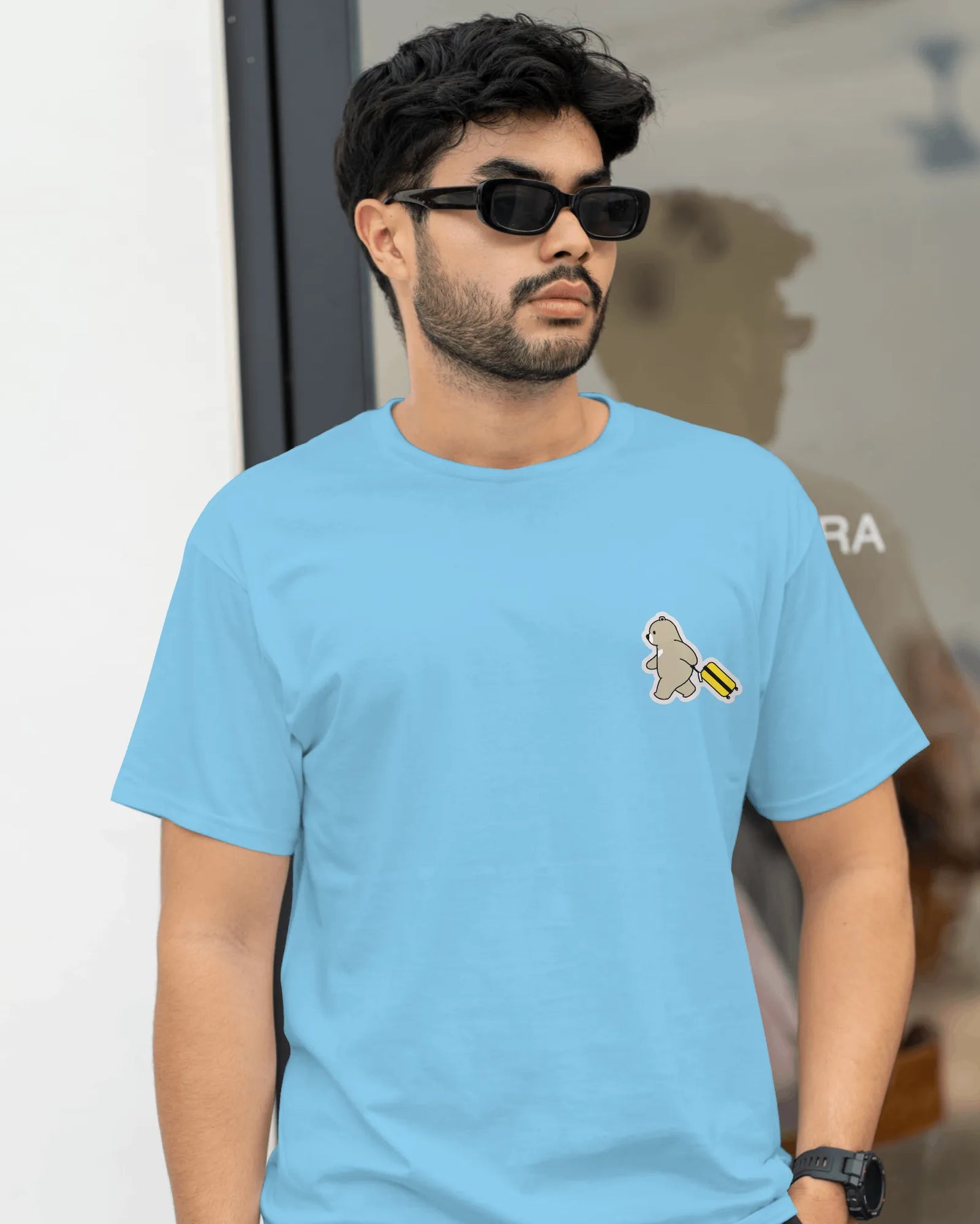 "Wander Bear – Playful Travel Bear T-Shirt for Those Who Love Adventures" | Men’s T-shirt for Animal Lovers