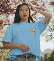 Wander Bear – Playful Travel Bear T-Shirt for Women